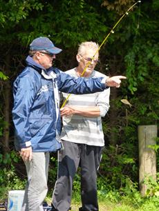 Controle snoek -en snoekbaarsvissers